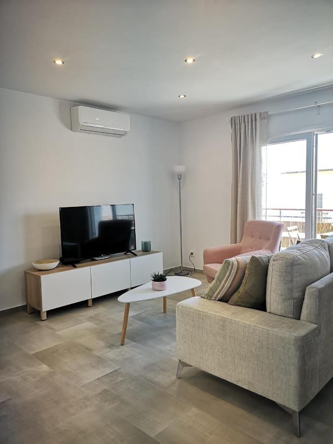 Apartamento Suite Arco De La Villa,Solo Familia Y Parejas,Parking Gratuito Conil De La Frontera Ngoại thất bức ảnh