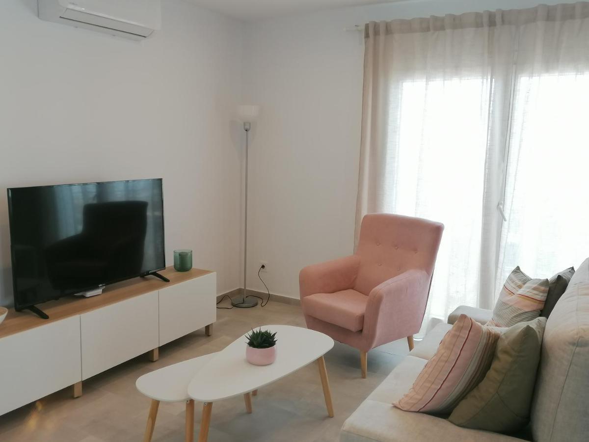 Apartamento Suite Arco De La Villa,Solo Familia Y Parejas,Parking Gratuito Conil De La Frontera Ngoại thất bức ảnh